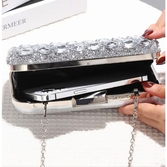 Elegant Rhinestone Jewel Encrusted Evening Clutch Purse - Picture 5 of 7